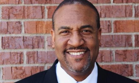 Headshot of Colin Miller,  faculty director for Information Technology Infrastructure programs in the College of Continuing and Professional Studies.